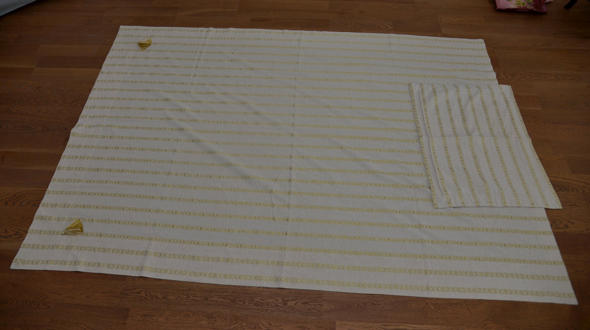 Handcrafted Buldan Linen Bedspread – 230x160 cm
