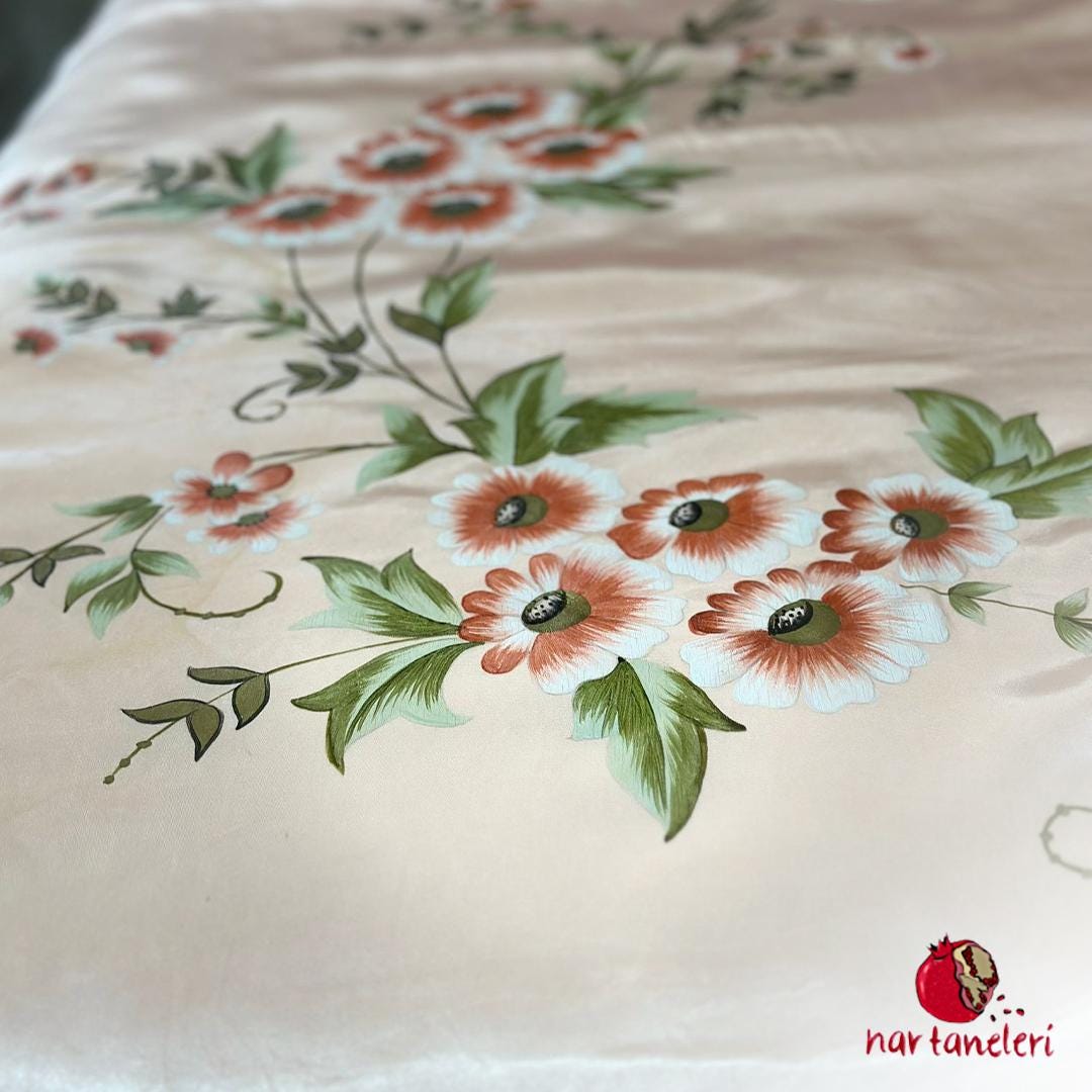 Handmade Luxury Satin Bedspread Set