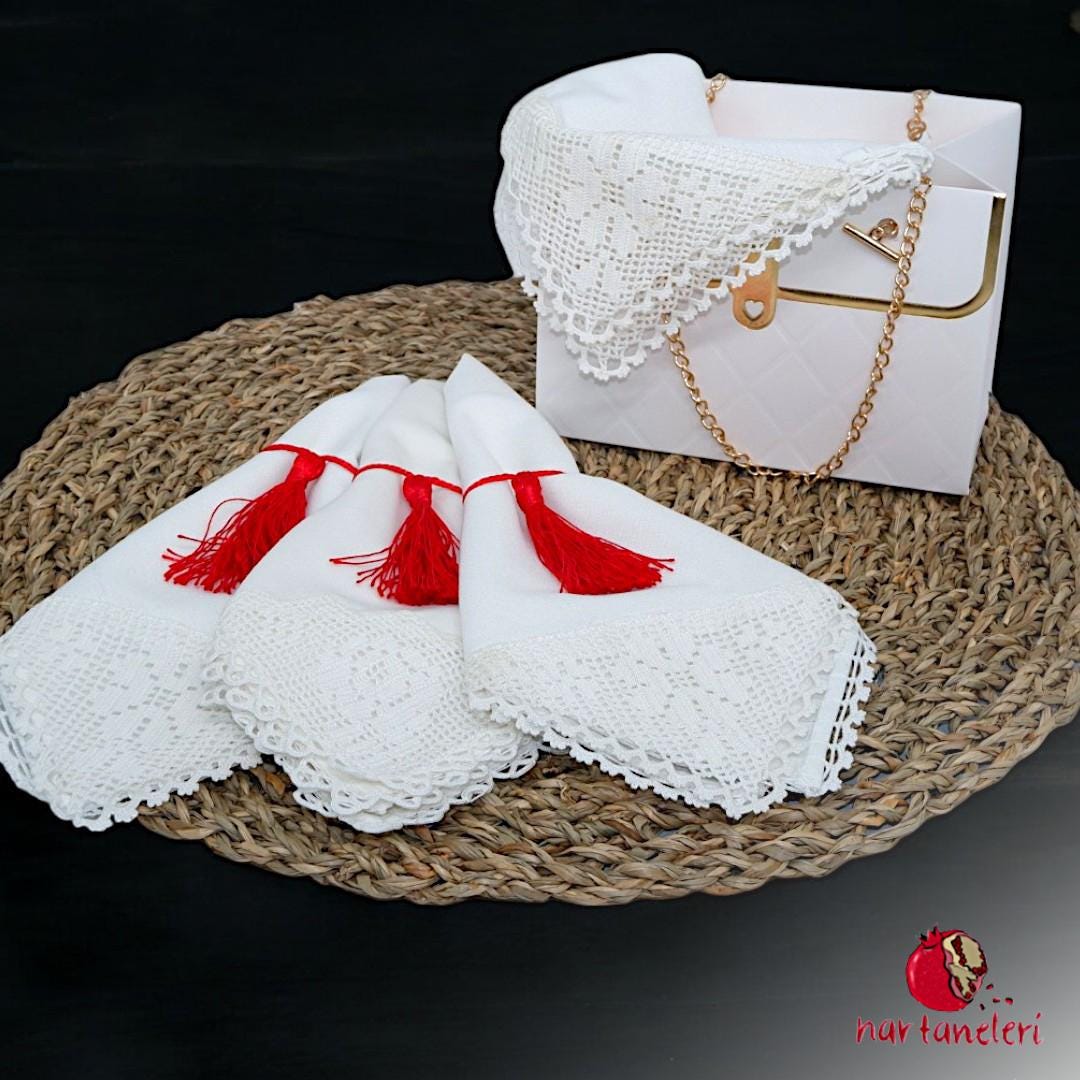 1970s Handcrafted 100% Cotton Lace Embroidered Napkin Set (8 Pieces)0