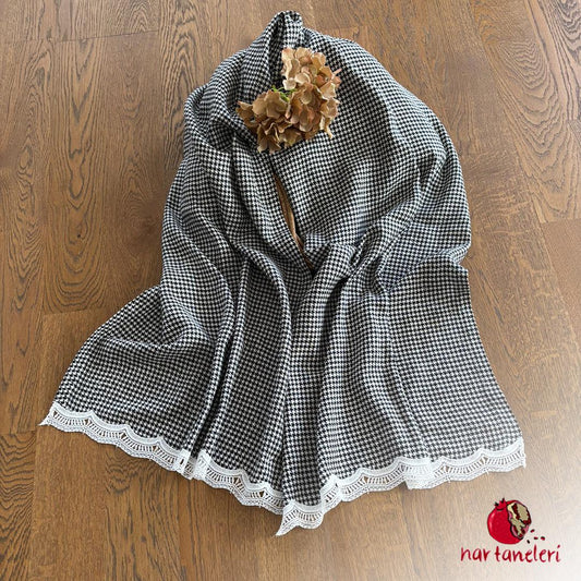 Houndstooth Pattern Winter Shawl with Lace Trim