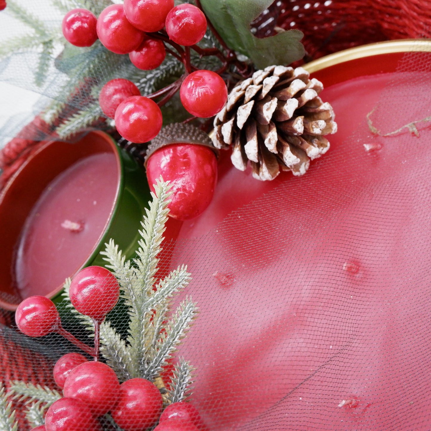 Christmas Themed Decorative Candle Set